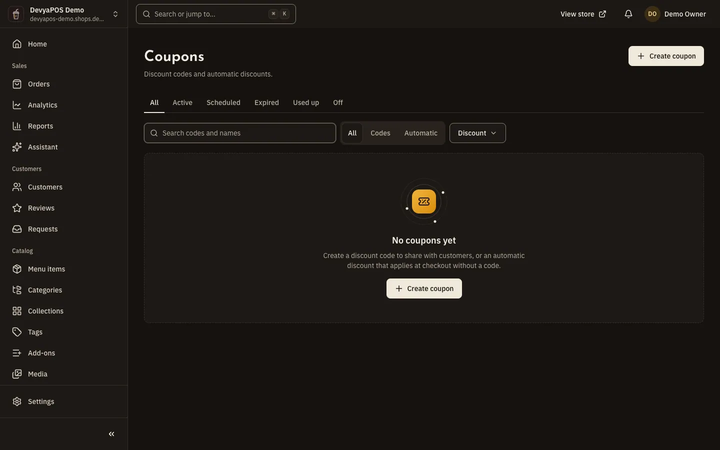 The Coupons page in the Moving Stores dashboard: status tabs and a kind filter, and a table with code, name, discount, what it applies to, uses and an on/off switch.